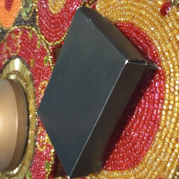 Faux Pearls Necklace/Earrings Set - Picture 7 of 10